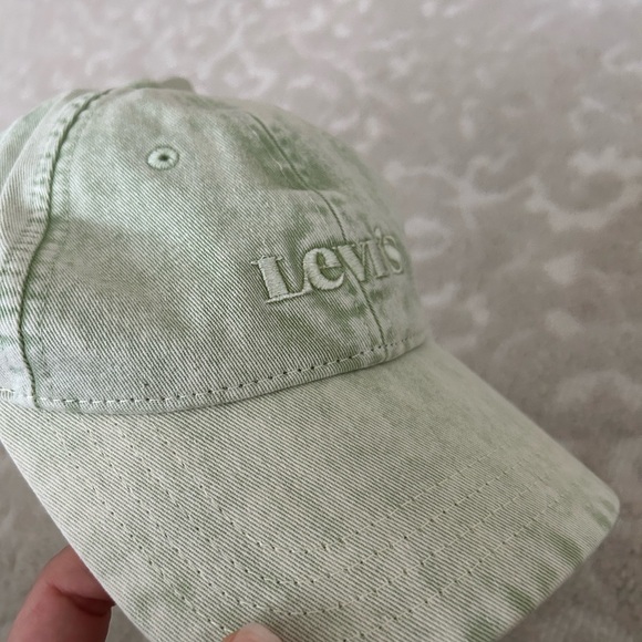 NWT Levi’s vintage style green distressed vintage style hat snap back - Picture 2 of 7